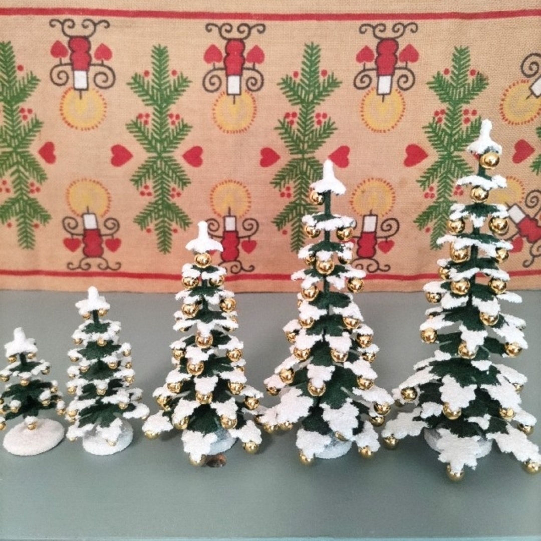 ドイツ　クリスマスツリーD 14cm　工芸品　ドイツ雑貨　クリスマス飾り