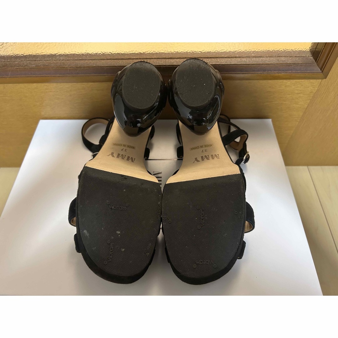 Maison MIHARA YASUHIRO(メゾンミハラヤスヒロ)のメゾンミハラヤスヒロ ダックヒールサンダル ブラック レディースの靴/シューズ(サンダル)の商品写真