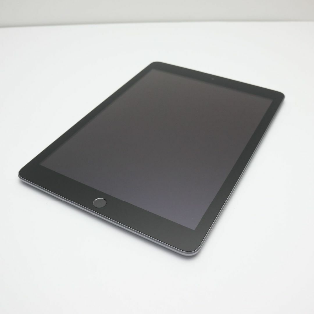 超美品 iPad 第5世代 Wi-Fi 32GB グレイ
