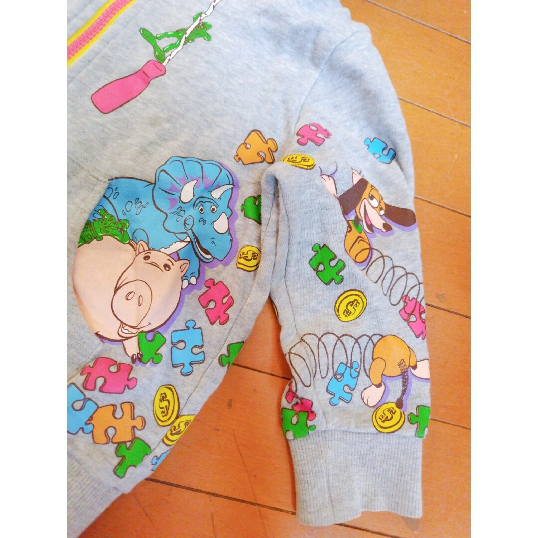 Disney(ディズニー)のみっつ様専用 キッズ/ベビー/マタニティのキッズ服男の子用(90cm~)(ジャケット/上着)の商品写真