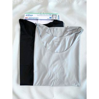 ユニクロ(UNIQLO)のユニクロ　エアリズム  レディース未使用  M  ロングT ２枚セット(Tシャツ(長袖/七分))