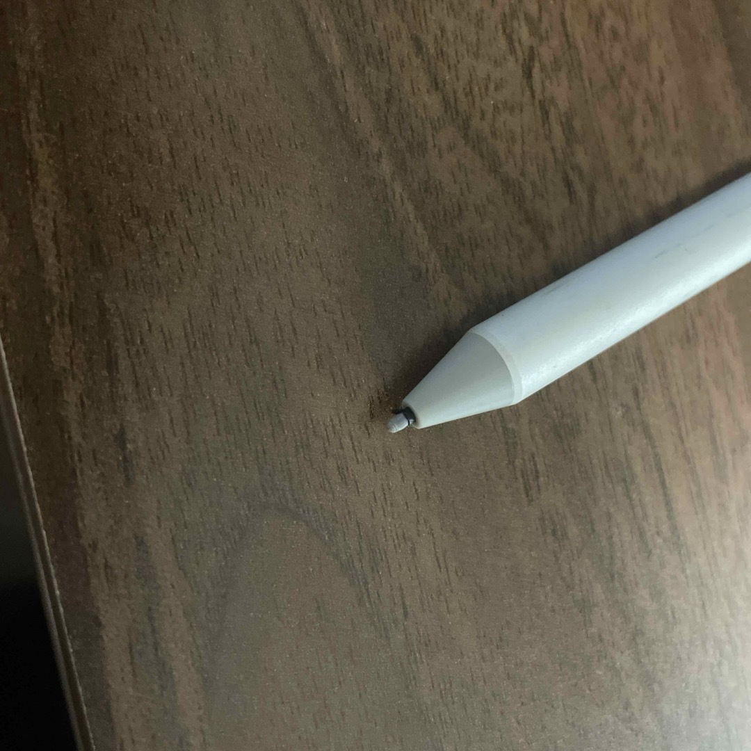 Microsoft(マイクロソフト)の純正 Microsoft Surface Pen プラチナ サーフェス　ペン スマホ/家電/カメラのPC/タブレット(その他)の商品写真