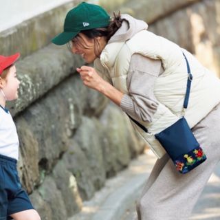 【新品未使用FEILER フェイラー　学校フェイラー　ハイジ　エプロン　ネイビー