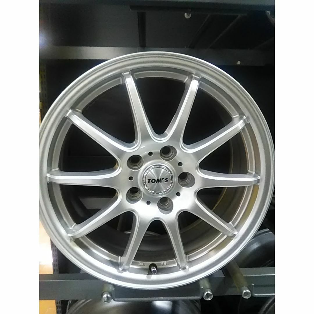 トヨタ(トヨタ)の美品　トムス  TM-01  ホイル 17×7J ＋45　114.3　4本　送安 自動車/バイクの自動車(ホイール)の商品写真