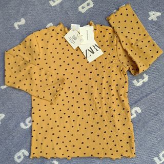 ザラ(ZARA)のZARA BABY ドット柄トップスサイズ 4-5 years 110(Tシャツ/カットソー)