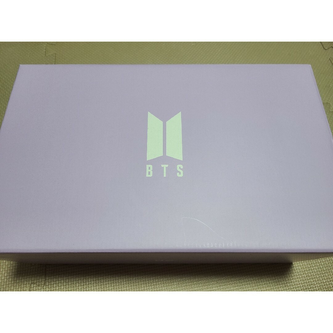 防弾少年団(BTS)(ボウダンショウネンダン)のBTS MERCH BOX #2 エンタメ/ホビーのタレントグッズ(アイドルグッズ)の商品写真