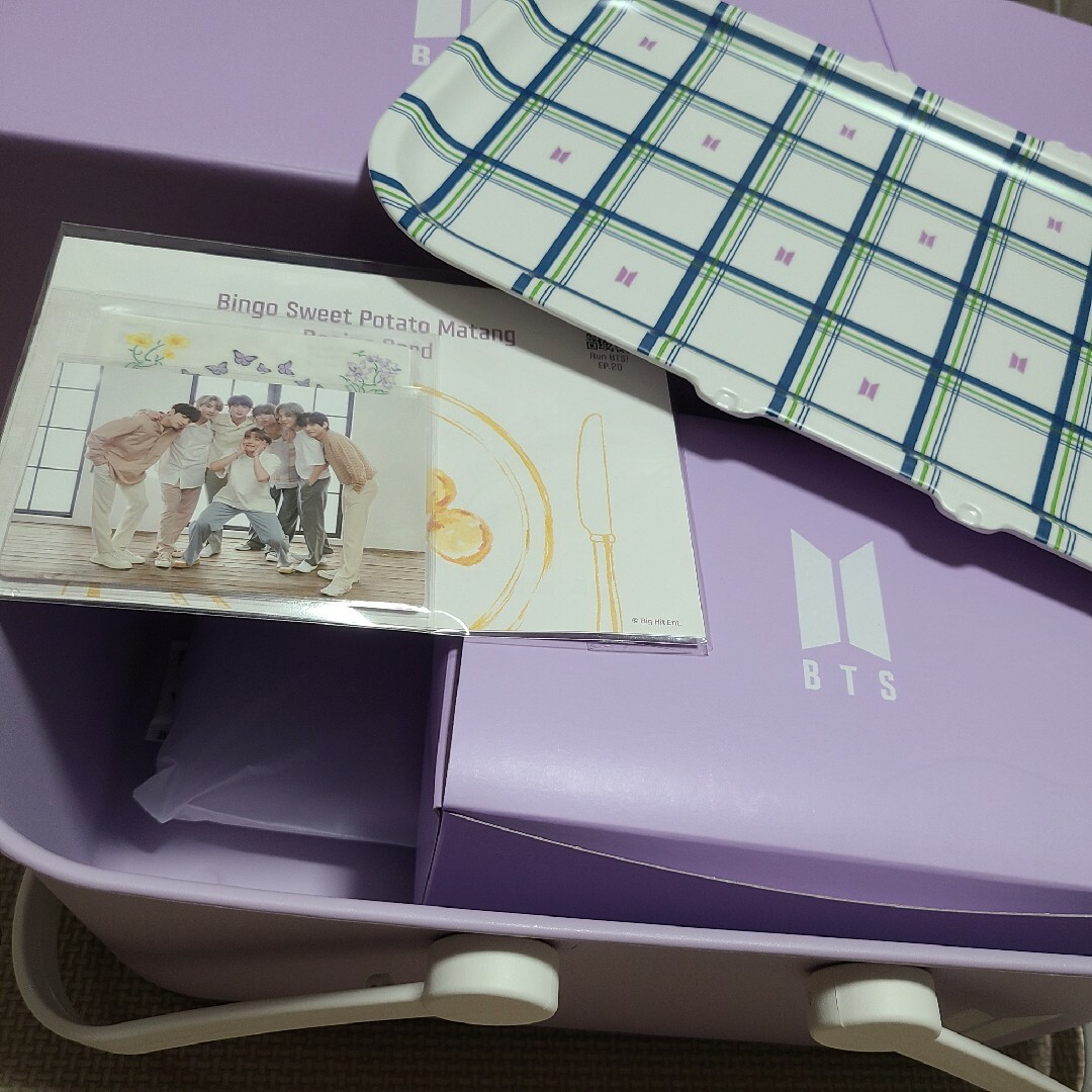 防弾少年団(BTS)(ボウダンショウネンダン)のBTS MERCH BOX #2 エンタメ/ホビーのタレントグッズ(アイドルグッズ)の商品写真