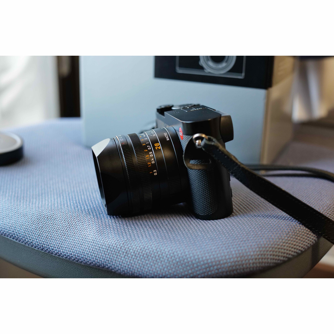 LEICA - 【美品】ライカQ2+元箱+純正サムレスト付きの通販 by ゆー