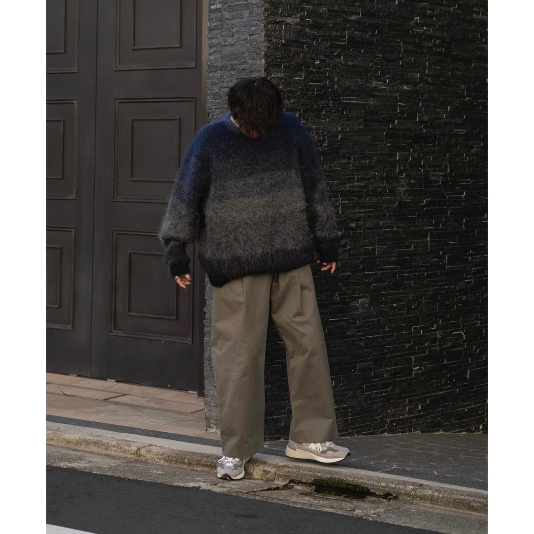 yoke Gradation Border Crew Neck 22aw