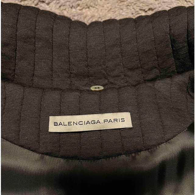 ACNE(アクネ)の【最終値下げ】Balenciaga中綿コート レディースのジャケット/アウター(ムートンコート)の商品写真