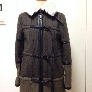 アクネ(ACNE)の【最終値下げ】Balenciaga中綿コート(ムートンコート)