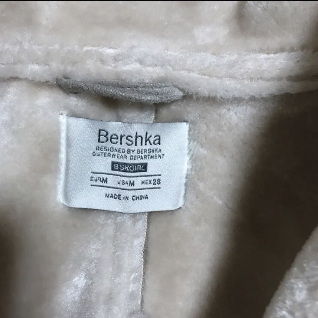 Bershka(ベルシュカ)のジャケット　Bershka レディースのジャケット/アウター(ブルゾン)の商品写真