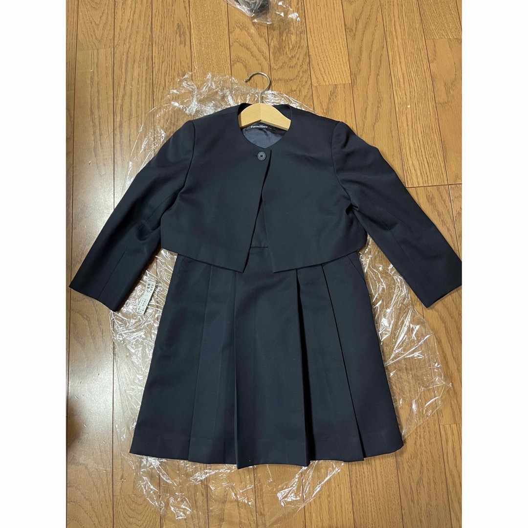 familiar(ファミリア)のファミリア  お受験スーツ濃紺 キッズ/ベビー/マタニティのキッズ服女の子用(90cm~)(ドレス/フォーマル)の商品写真