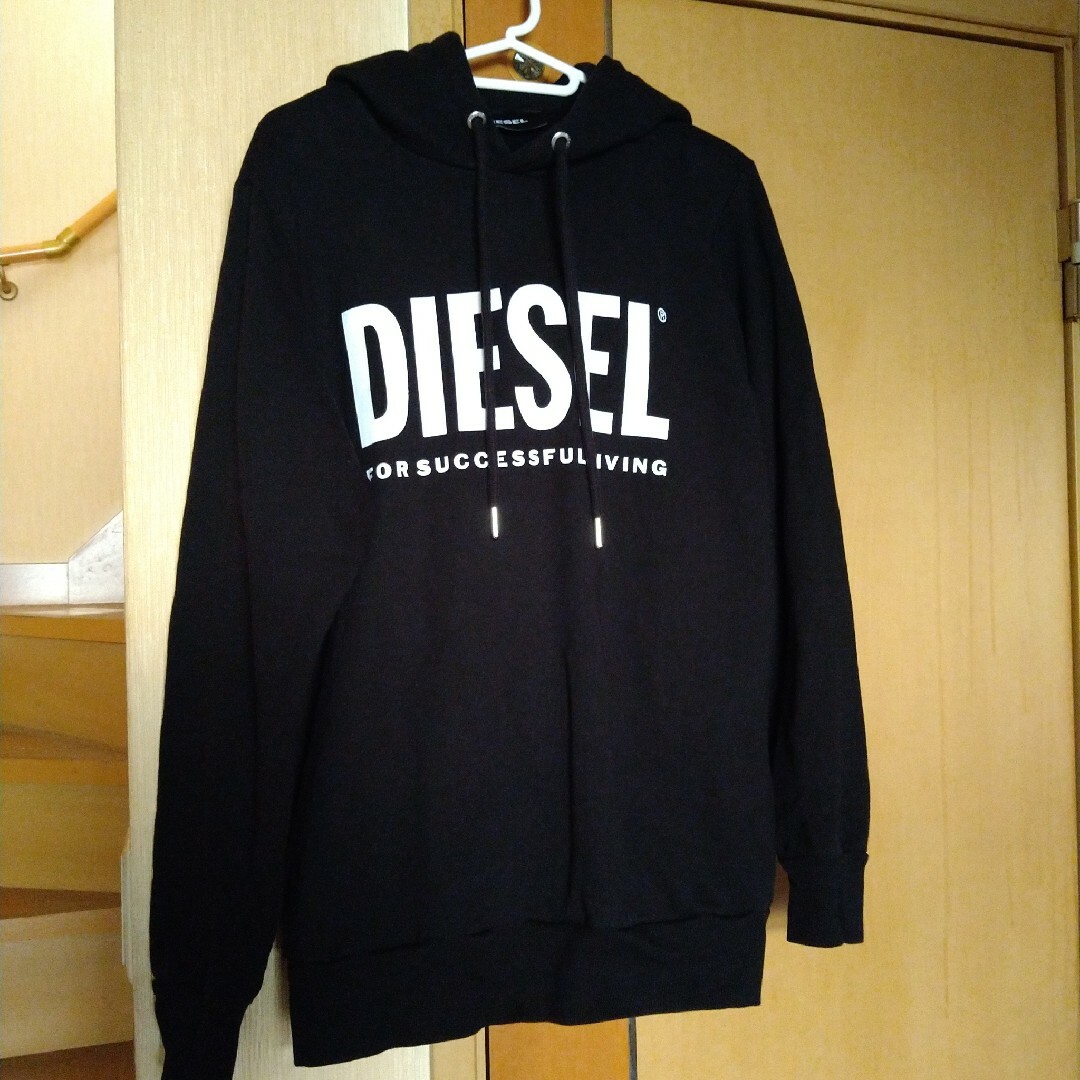 【定番デザイン】【DIESEL】★★【ビッグロゴ】【パーカー】★★★【ブラック】