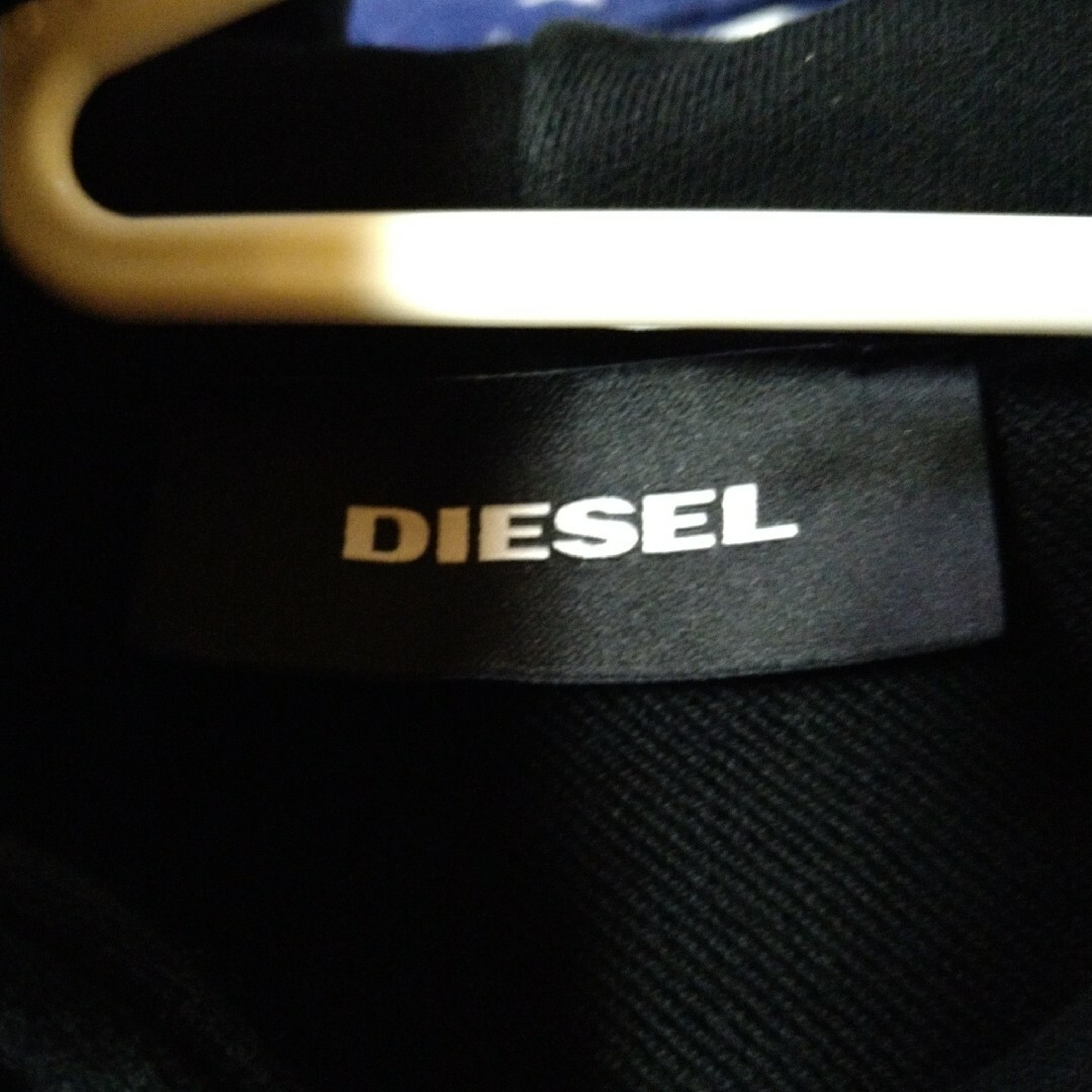【定番デザイン】【DIESEL】★★【ビッグロゴ】【パーカー】★★★【ブラック】