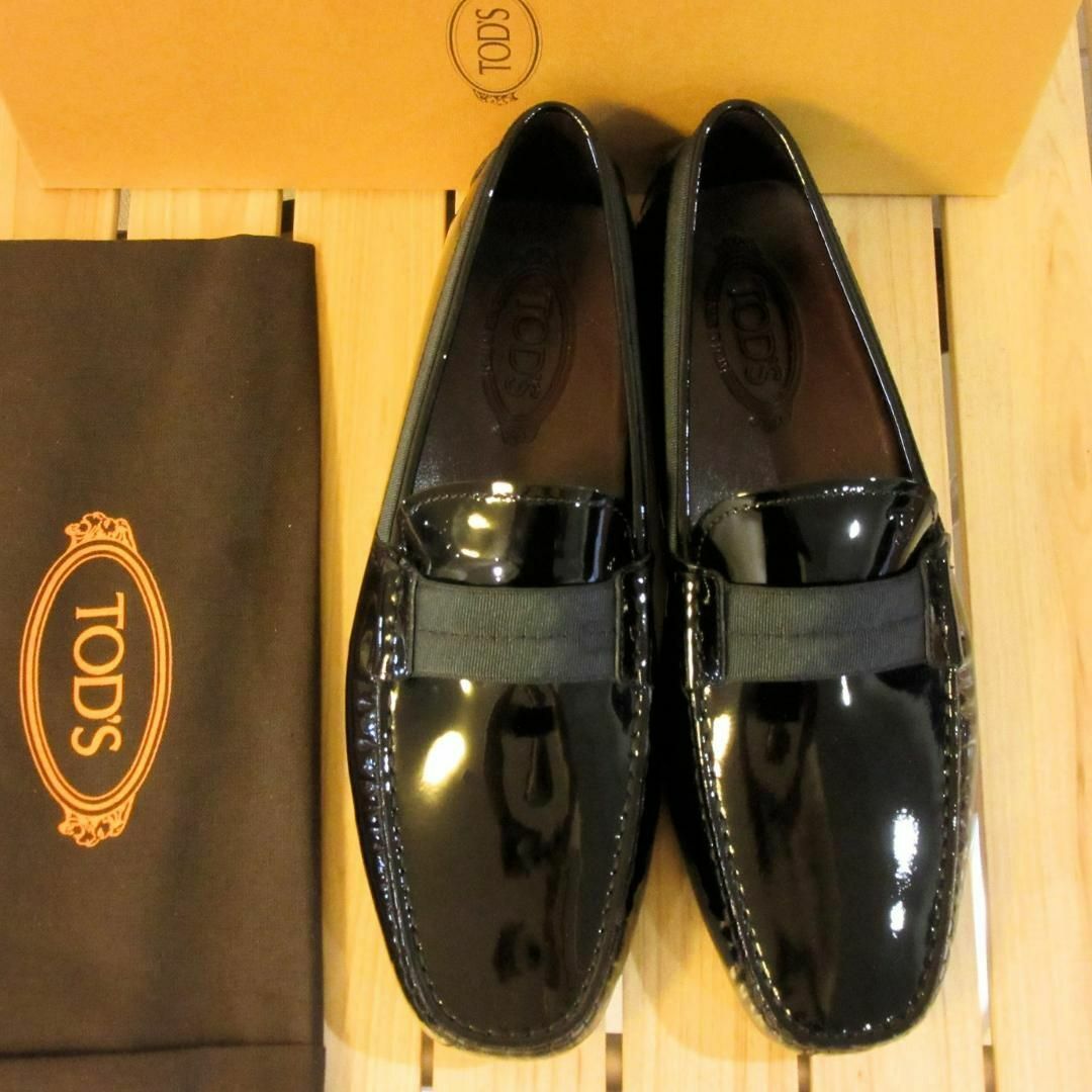 新品 TOD'S ゴンミーニ ドライビングシューズ パテント黒 UK9.5