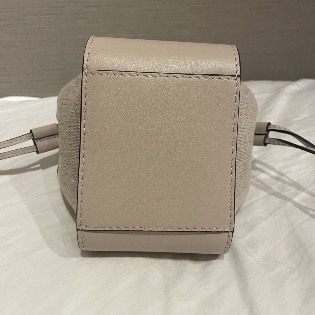 LOEWE(ロエベ)のロエベ　ハンモックミニ レディースのバッグ(ハンドバッグ)の商品写真