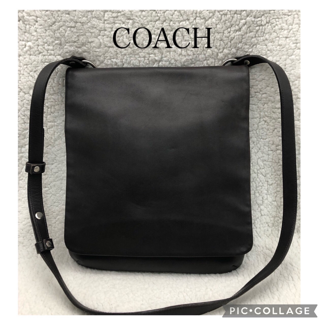 内側∶ファスナーポケット✕1ＣＯＡＣＨ　ショルダーバッグ　サコッシュ