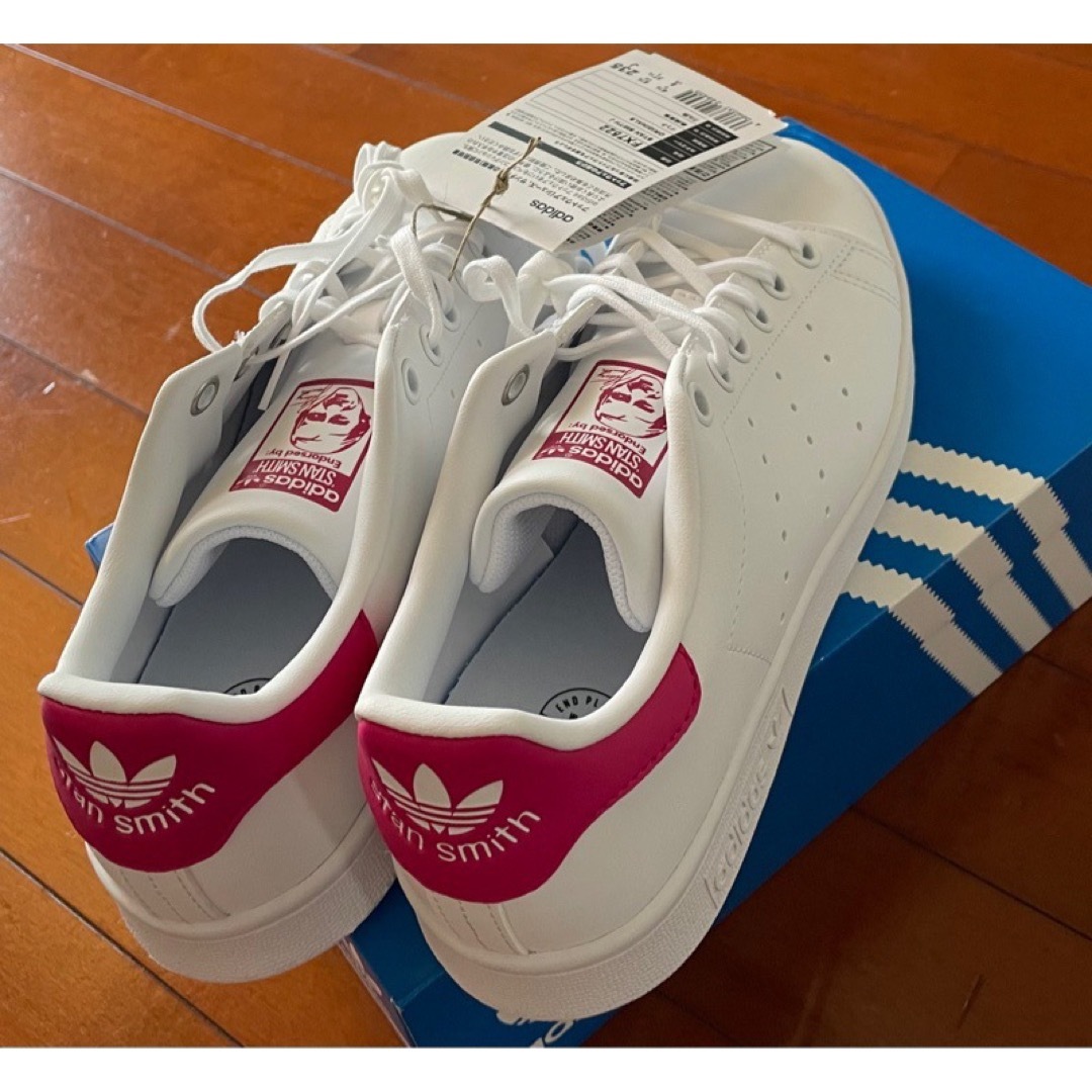 adidas(アディダス)のアディダス　スタンスミス　23.5cm ピンク レディースの靴/シューズ(スニーカー)の商品写真