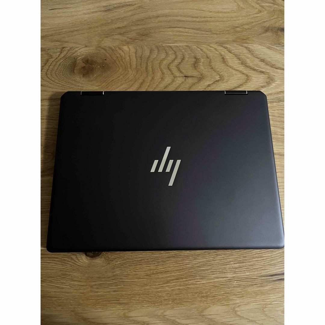 HP Spectre x360 14-ef0014TU