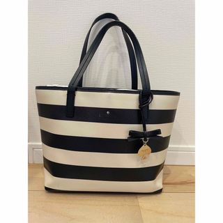 ケイトスペードニューヨーク(kate spade new york)のケイトスペード　ボーダーバッグ(トートバッグ)