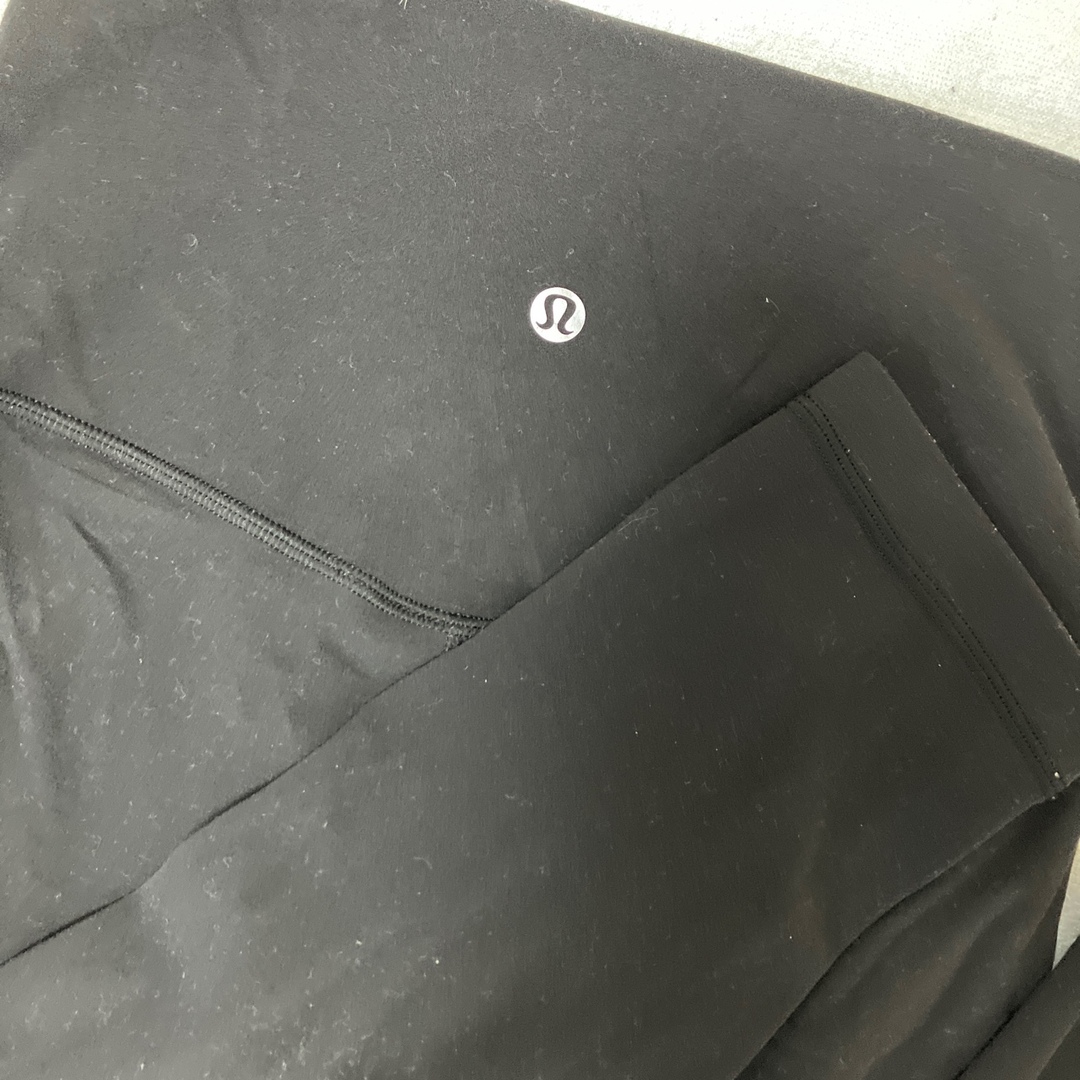 lululemon(ルルレモン)の【lululemon】 Align Crop  （ブラック）サイズ4 レディースのレッグウェア(レギンス/スパッツ)の商品写真