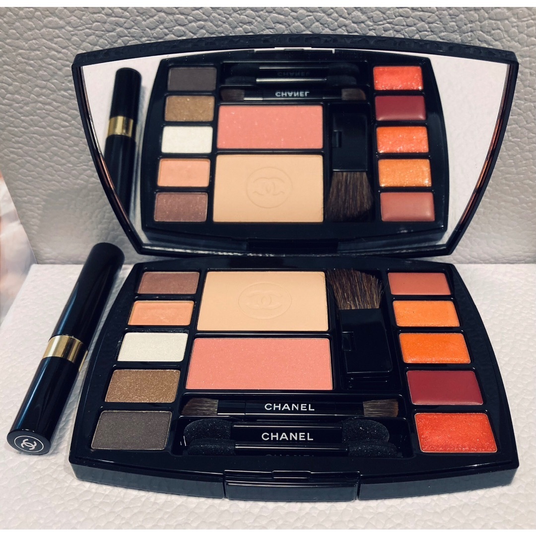 CHANELトラベルmakeupパレット