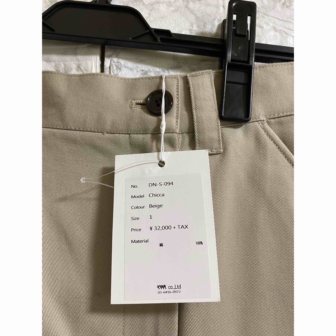 クリーナコットンチノアシンメトリーパンツチノパンkolor sacai