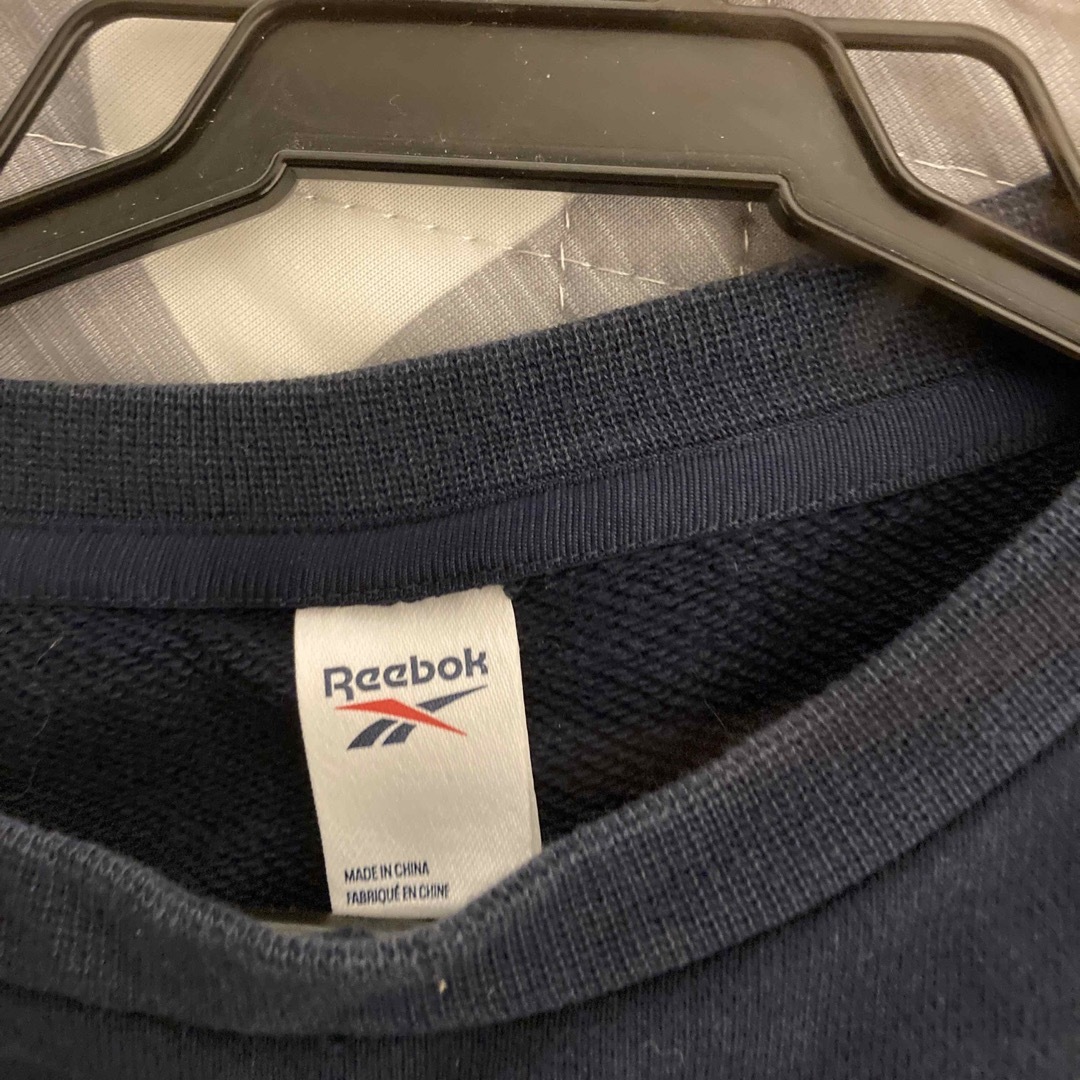 Reebok(リーボック)のReebok トレーナー ビッグロゴ リーボック ベクターロゴ 刺繍ロゴ メンズのトップス(スウェット)の商品写真