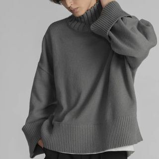 ビューティアンドユースユナイテッドアローズ(BEAUTY&YOUTH UNITED ARROWS)のFIRM RIB TURTLE-NECK SHORT KNIT(ニット/セーター)