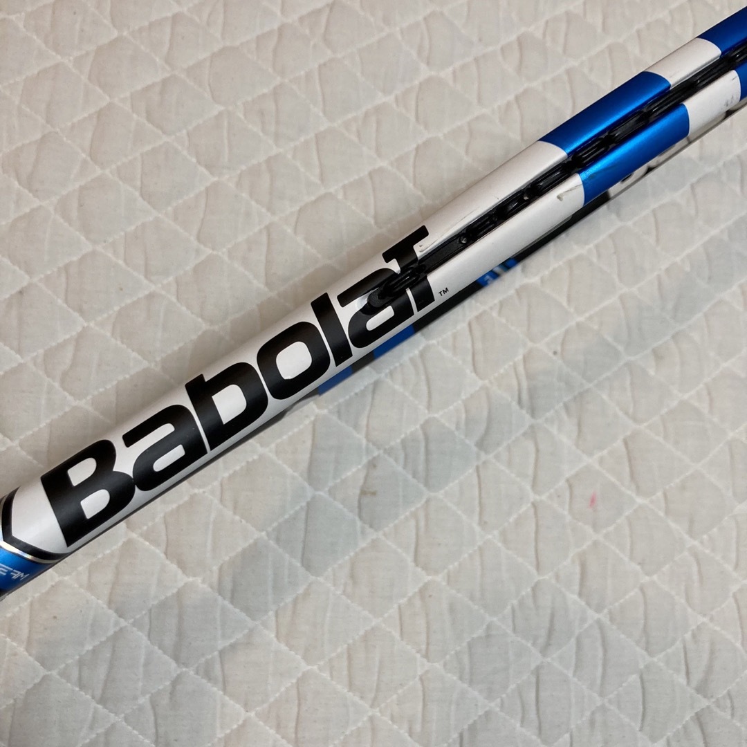 Babolat(バボラ)のバボラ　ピュアドライブ　チーム　グリップ2 Babolat PURE DRIVE スポーツ/アウトドアのテニス(ラケット)の商品写真