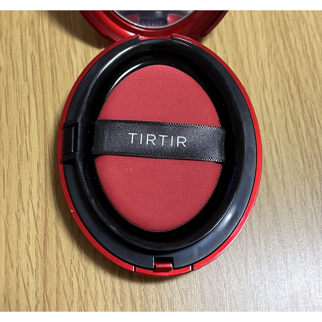 ［yukky様 専用］ TIRTIR  MASK FIT RED CUSHON  コスメ/美容のベースメイク/化粧品(ファンデーション)の商品写真