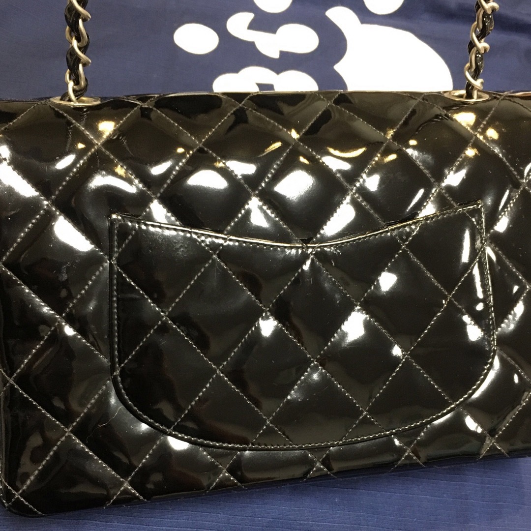 CHANEL マトラッセ シングルフラップ ショルダー パテントレザー ブラック