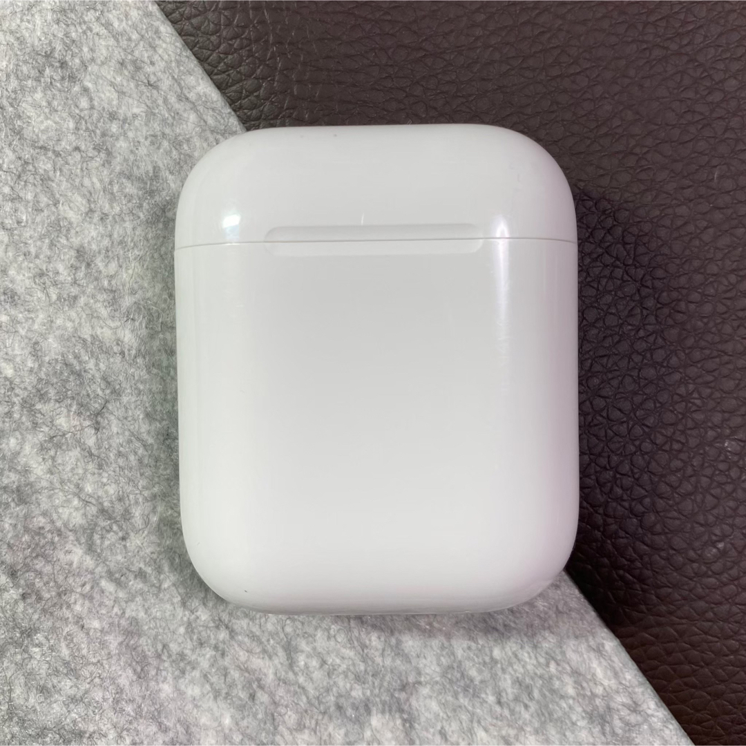 Apple(アップル)のエアーポッツ　充電ケース　第1世代　第一世代　充電器　ケース　充電　A1602 スマホ/家電/カメラのオーディオ機器(ヘッドフォン/イヤフォン)の商品写真