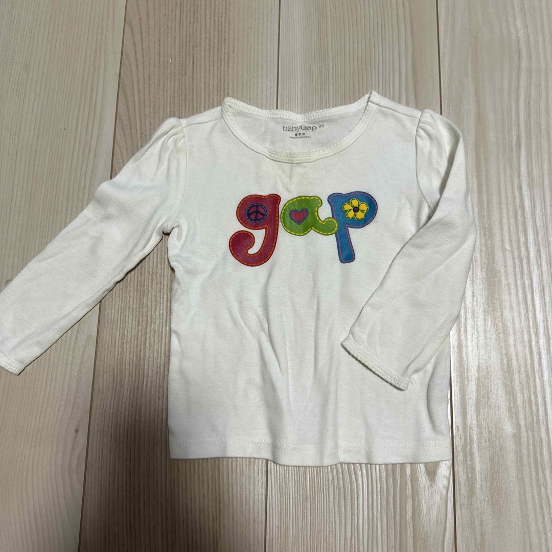 babyGAP(ベビーギャップ)のBABYギャップ キッズ/ベビー/マタニティのキッズ服女の子用(90cm~)(Tシャツ/カットソー)の商品写真