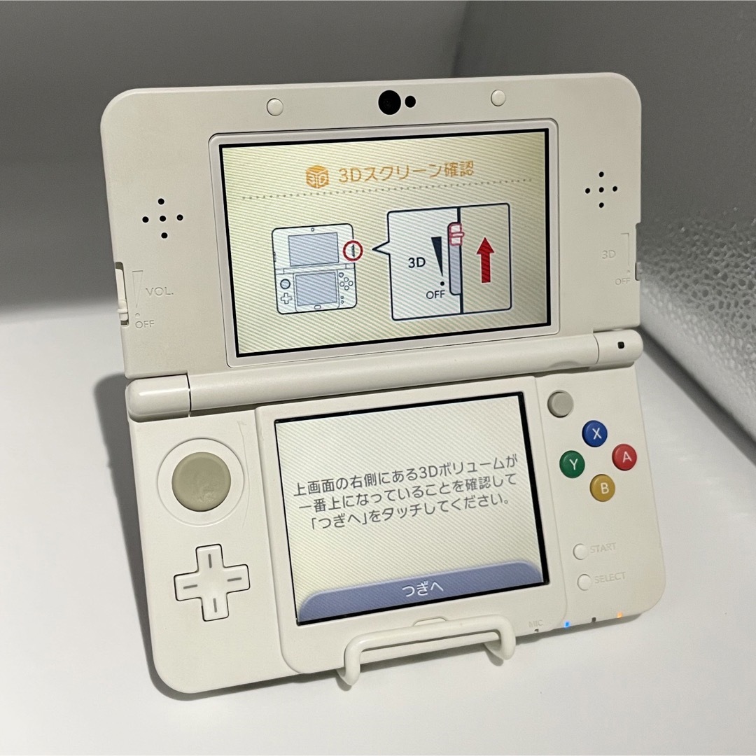 【液晶美品】Newニンテンドー3DS ハローキティー きせかえプレート 本体