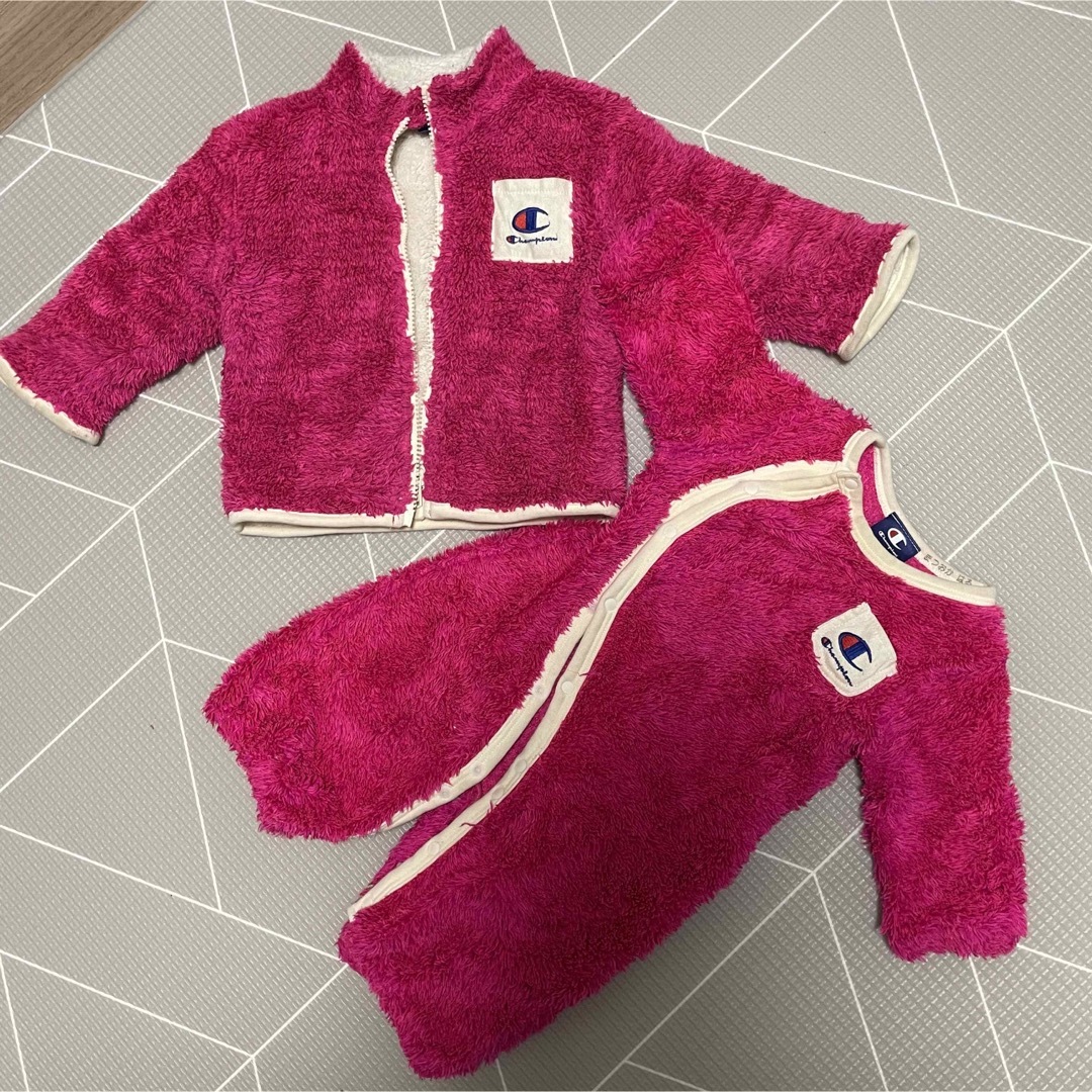 Champion(チャンピオン)のchampion モコモコアウター　セット キッズ/ベビー/マタニティのキッズ服女の子用(90cm~)(ジャケット/上着)の商品写真