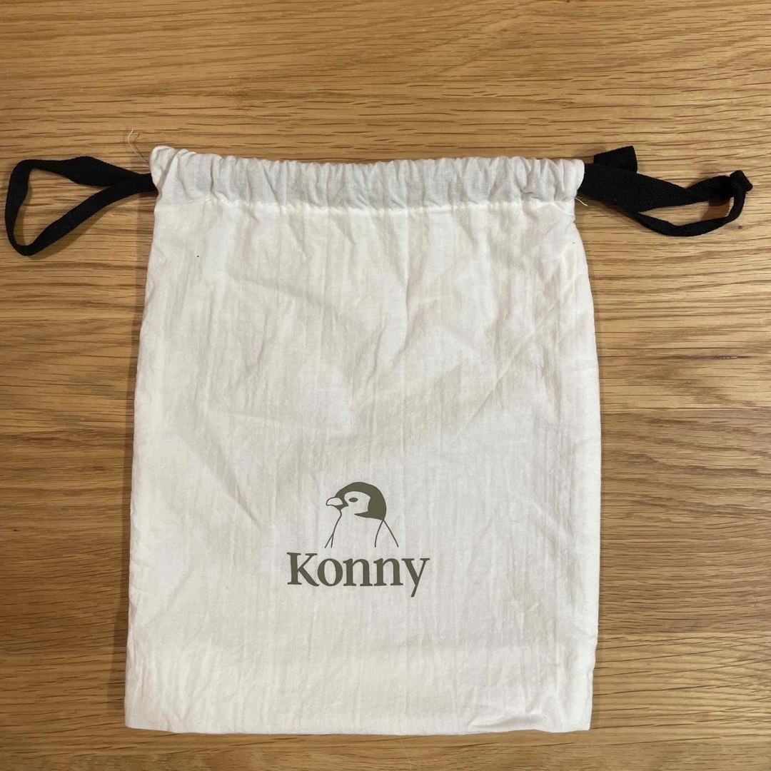 [新品未使用]konny 抱っこ紐 M ベージュ キッズ/ベビー/マタニティの外出/移動用品(抱っこひも/おんぶひも)の商品写真