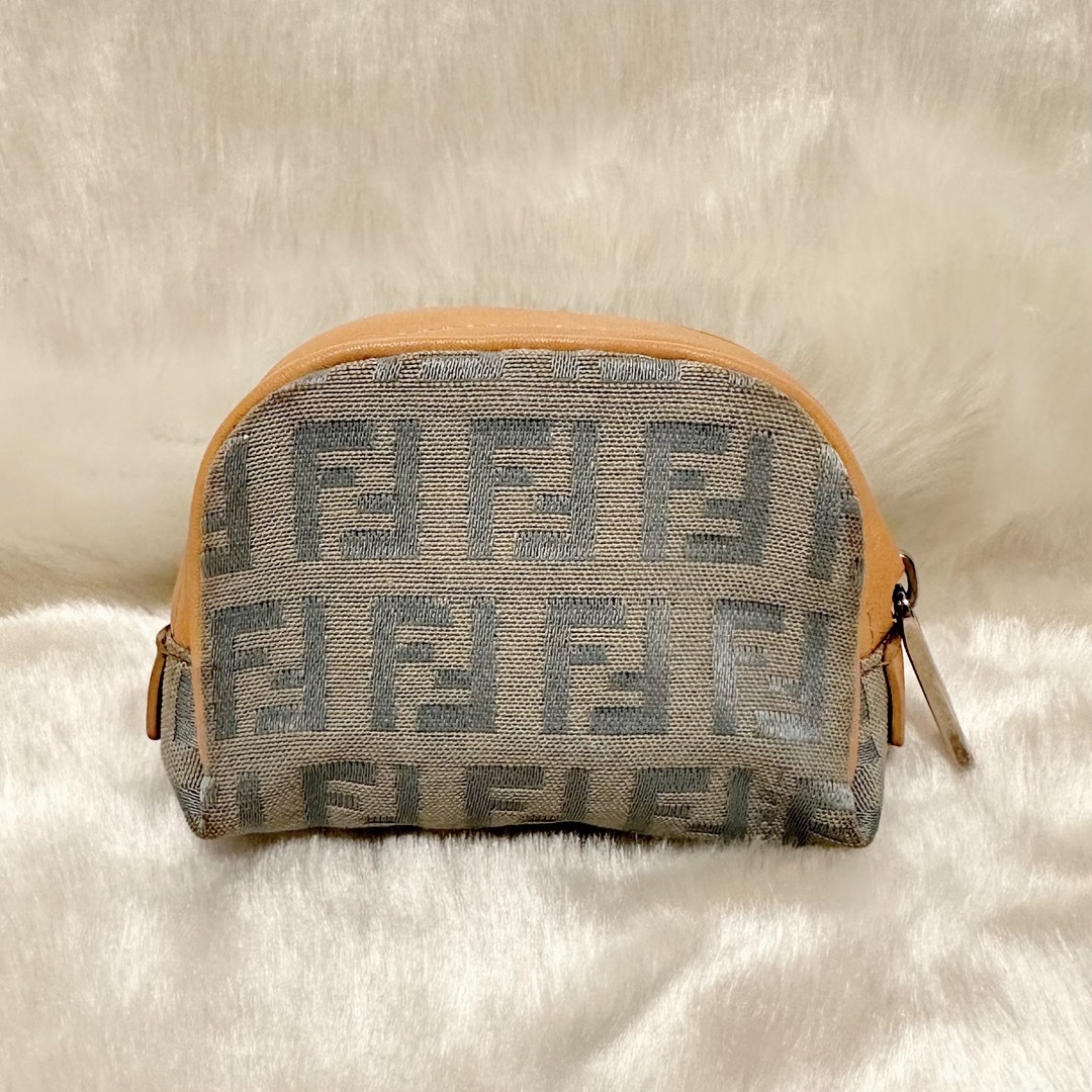 FENDI(フェンディ)の【FENDI/超美品】コインケース　ズッカ　ライトブルー レディースのファッション小物(コインケース)の商品写真