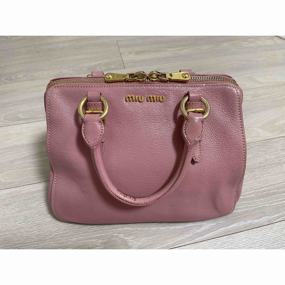 miumiu ボストンバック-