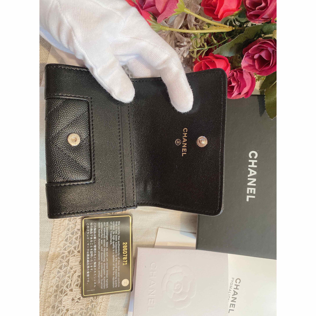CHANEL - CHANEL 小銭入れ フラップカードケース 名刺ケース CHANEL - CHANEL 小銭入れ フラップカードケース 名刺ケース