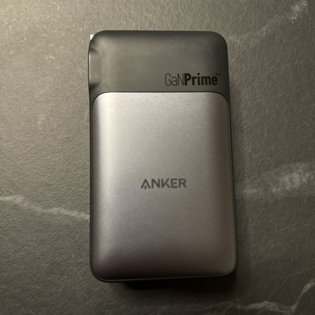 anker 733 powerbankスマートフォン/携帯電話