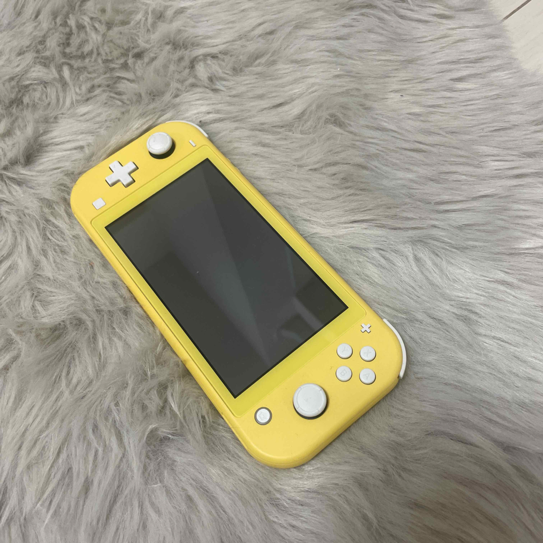 超激安の Nintendo Switch Lite イエロー 本体 家庭用ゲーム機本体