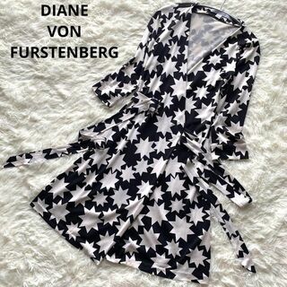 DIANE von FURSTENBERG - DVF星柄総柄ラッピングフレアワンピースモノトーン白黒4腰リボン美品