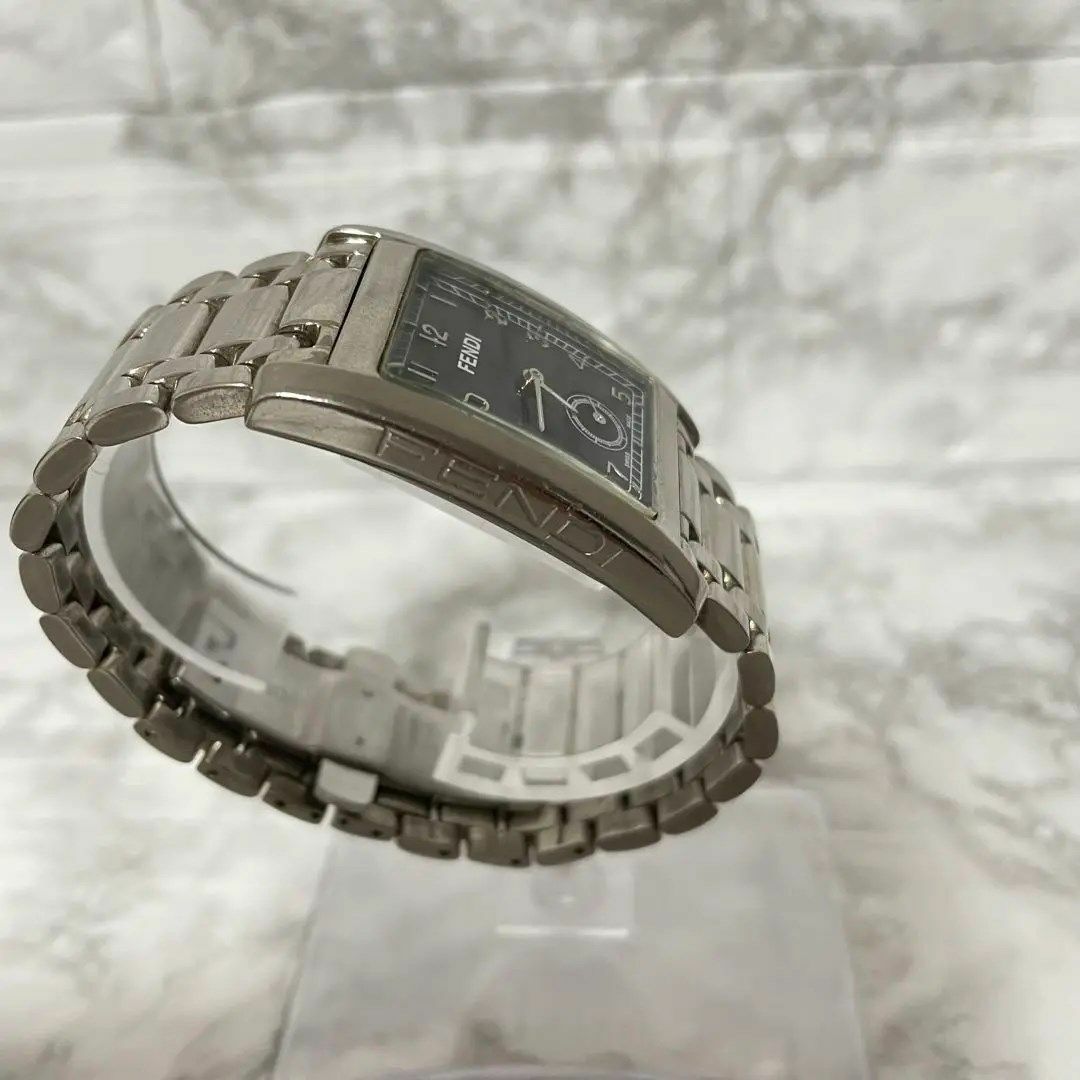 FENDI(フェンディ)の稼動品　FENDI フェンディ　7000G オロロジ　腕時計　スモセコ メンズの時計(腕時計(アナログ))の商品写真