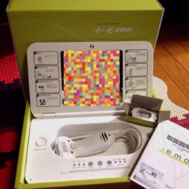 お値下げしました！イーモフラッシュ脱毛器