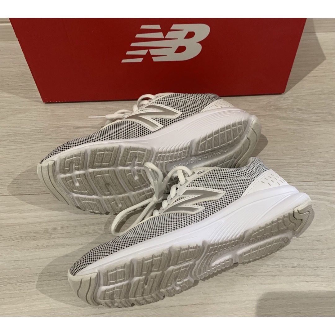 New Balance(ニューバランス)の☆美品New Balance411スニーカー22.5cm☆ レディースの靴/シューズ(スニーカー)の商品写真