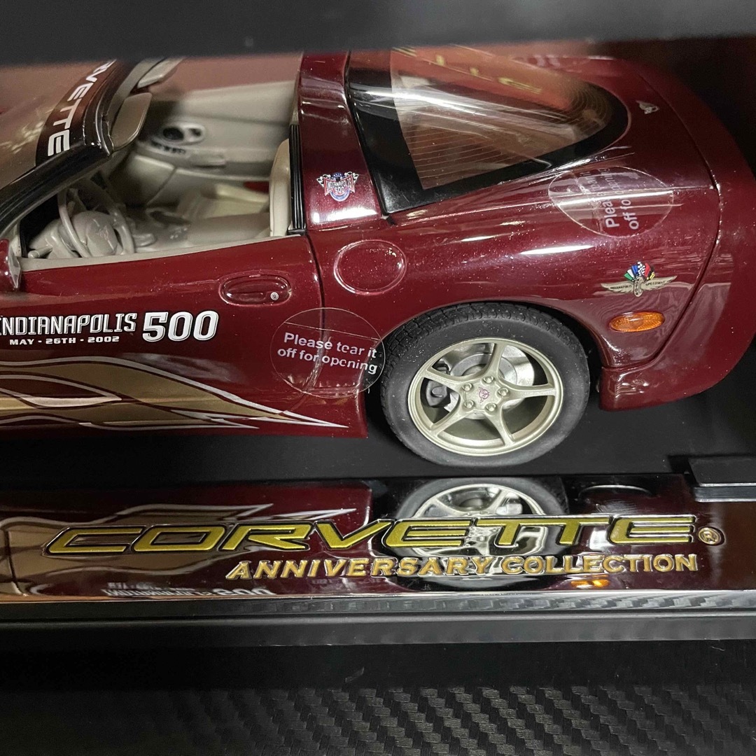 AUTOart - 絶版未展示品オートアート1/18シボレー コルベット