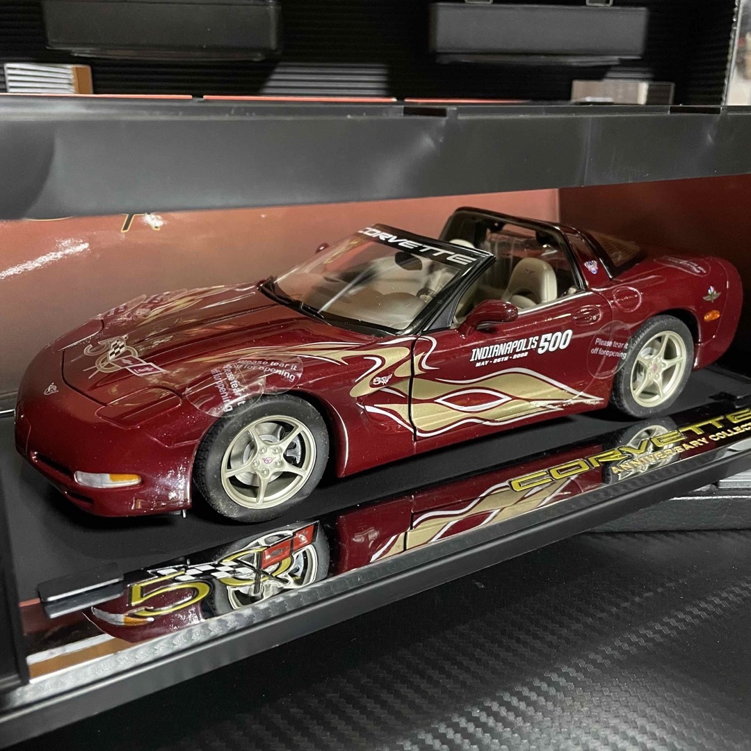 AUTOart - 絶版未展示品オートアート1/18シボレー コルベット