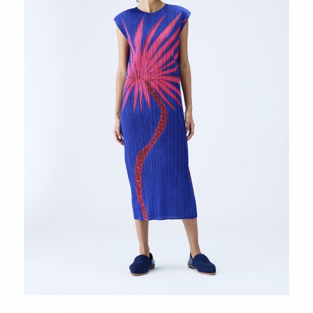 PLEATS PLEASE ISSEY MIYAKE(プリーツプリーズイッセイミヤケ)のPLEATS PLEASE ISSEY MIYAKE ICE DESERT レディースのワンピース(その他)の商品写真